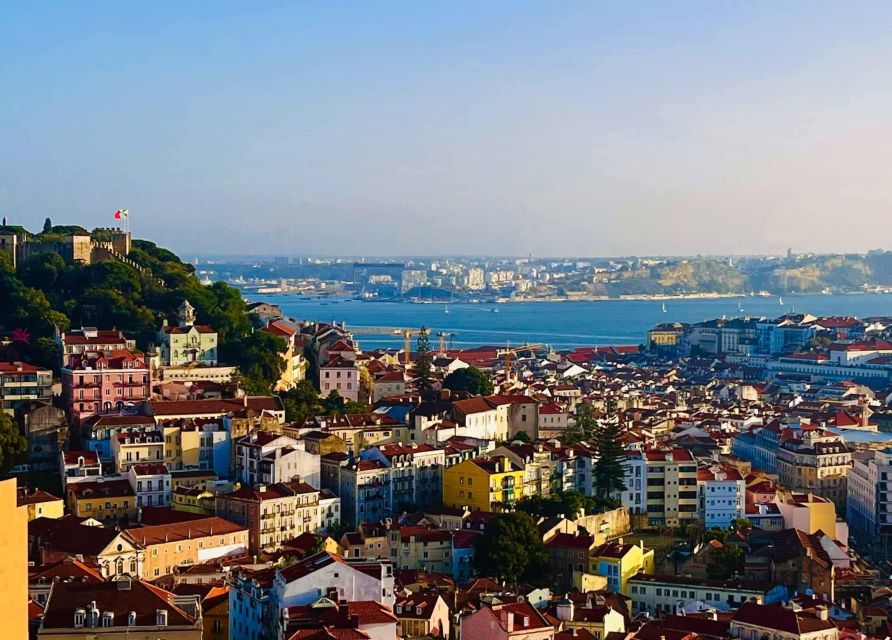 Lisbon: 3-Hour Sightseeing Tour by Tuk-Tuk - Who should book this Lisbon tour