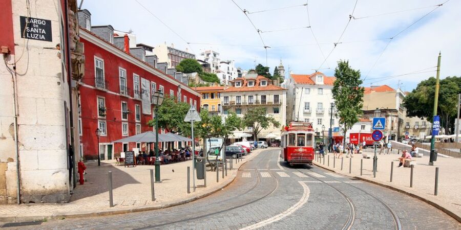 Lisbon: 3-in-1 Hop-On Hop-Off Bus and Tram Tours - Using the public trams after the tour bus stops
