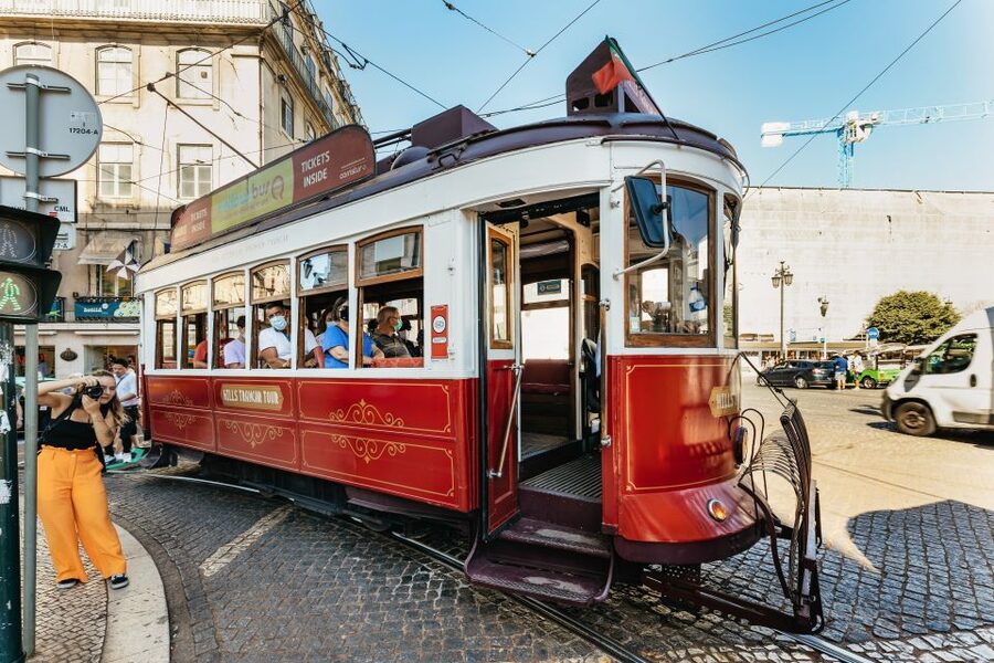 Lisbon: 72/96-Hour Hop-On Hop-Off Bus, Tram & Boat Ticket - What the $55 pass actually gives you