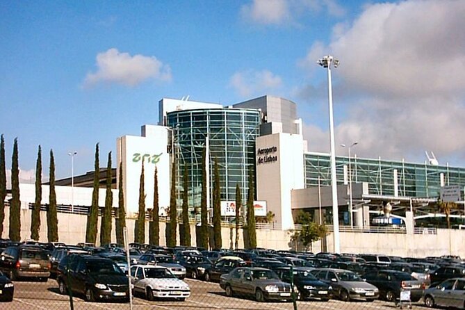 Lisbon Airport Private Transfer to Lisbon - Key points at a glance