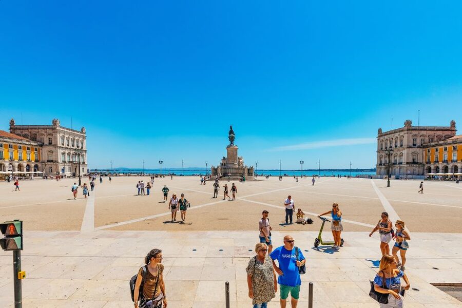 Lisbon: Amphibious Sightseeing Tour - The moment the bus becomes a boat