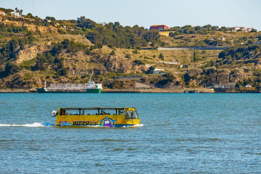 Lisbon: Amphibious Sightseeing Tour - Who should book Hippotrip?
