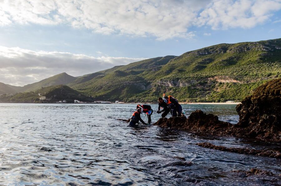 Lisbon: Arrábida Kayak and Coasteering Adventure Tour - Returning to the family base