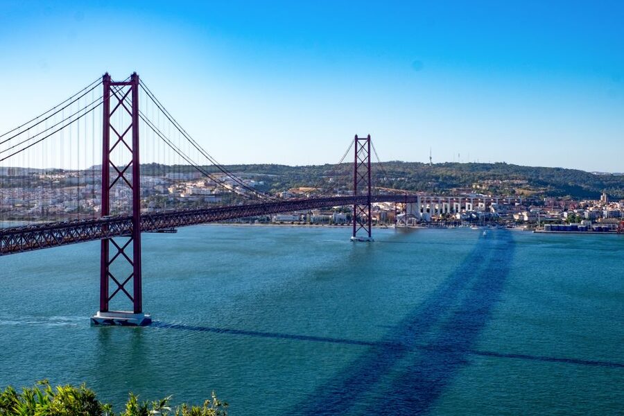 Lisbon: Arrábida Natural Park and Sesimbra Day Trip - Key points to know before booking