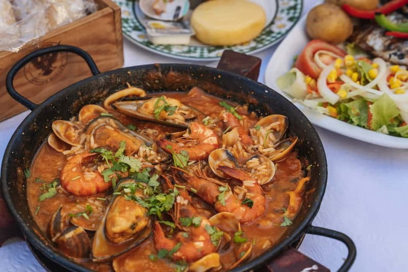 Lisbon: Baixa Food Walking Tour with Drinks - Baixa, one bite at a time