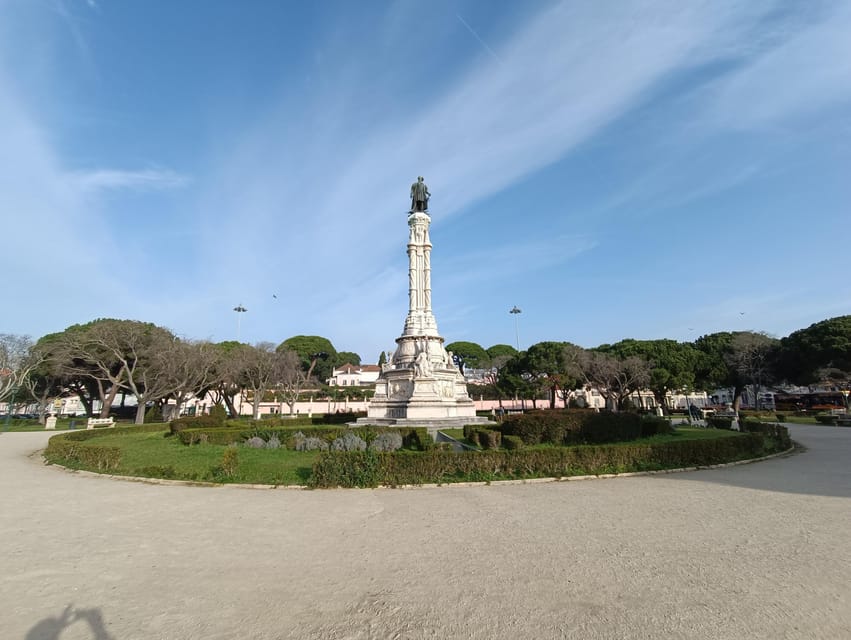 Lisbon: Belem, Jeronimos Monastery, and Coach Museum Tour - Black cab to Belém Tower