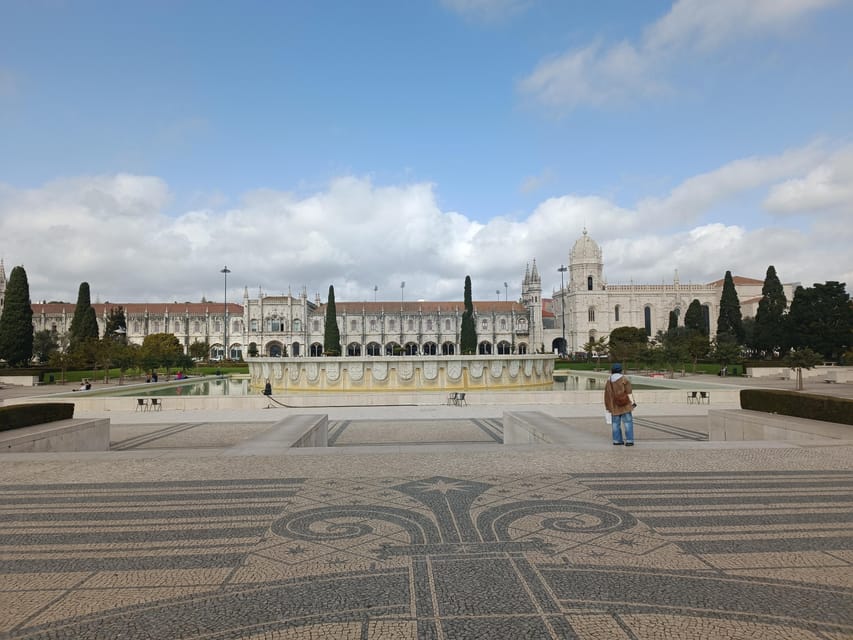 Lisbon: Belem, Jeronimos Monastery, and Coach Museum Tour - Monument to the Discoveries and the tour’s final story