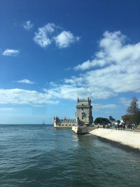 Lisbon: Belem Walking Tour with Jeronimos Monastery Ticket - Jerónimos Monastery and its carved cloister