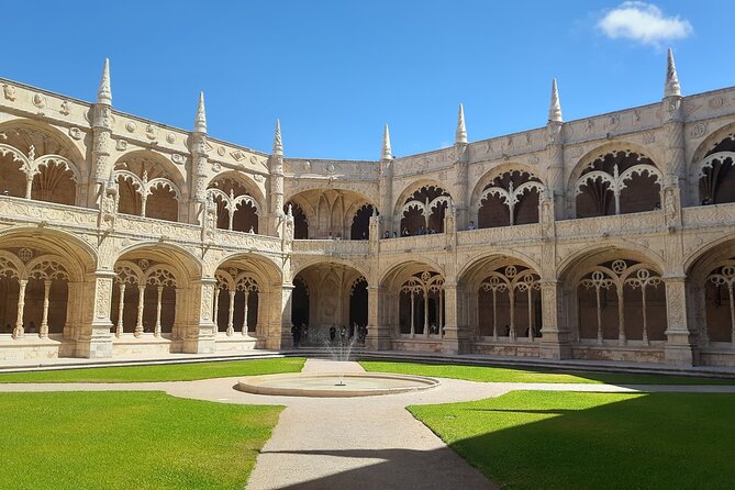 Lisbon: Belem Walking Tour with Jeronimos Monastery Tks Included - Key points at a glance