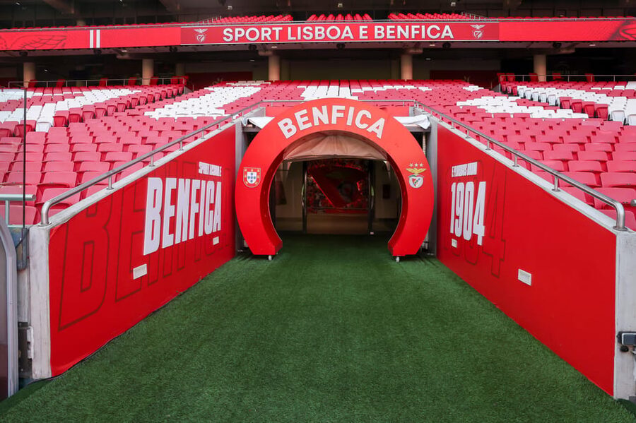 Lisbon: Benfica Luz Stadium Tour with Souvenir Scarf - Stadium models and the Benfica Campus