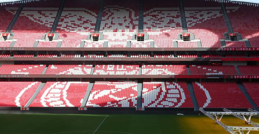 Lisbon: Benfica Luz Stadium Tour with Souvenir Scarf - Ending at the club store