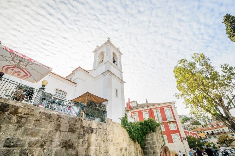Lisbon: Best of City Private Walking Tour - Alfama’s narrow lanes and Fado tradition