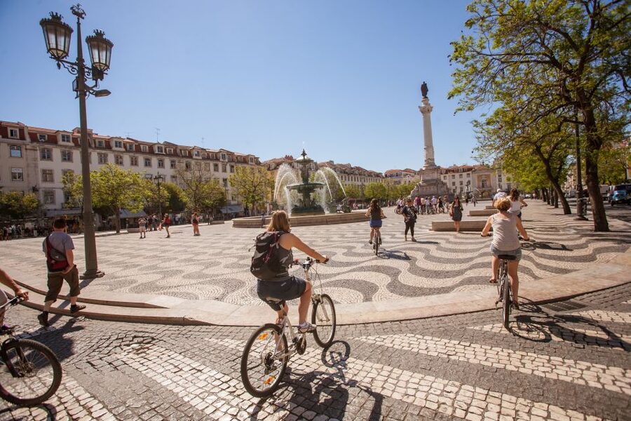 Lisbon Bike Tour: Downhill Downtown Lisbon to Belém - Bikes, children, and group size