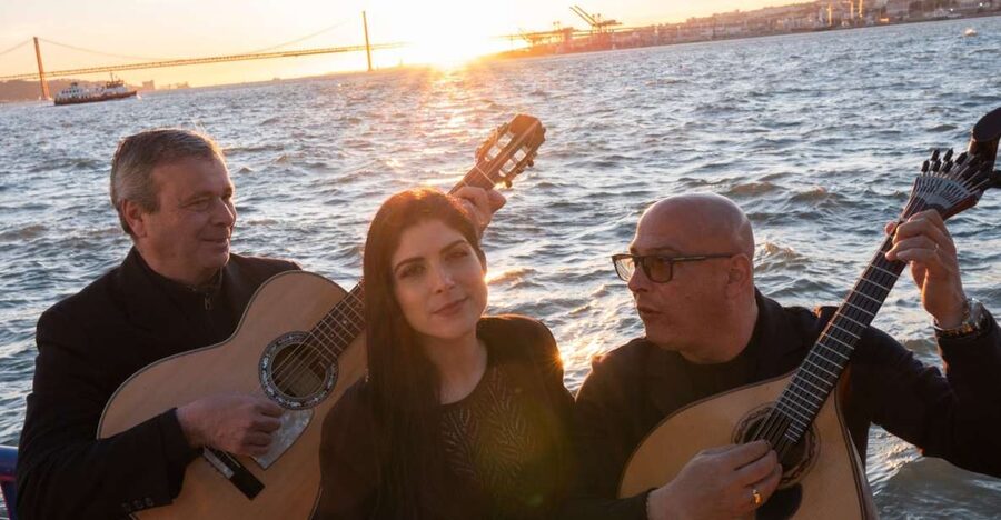 Lisbon: Boat Cruise with Live Fado Performance and a Drink - Why this cruise works for a first Fado experience