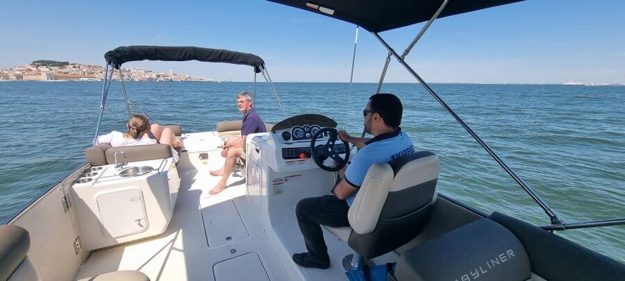 Lisbon: Boat Tour with Champagne - Champalimaud and the final waterfront sights