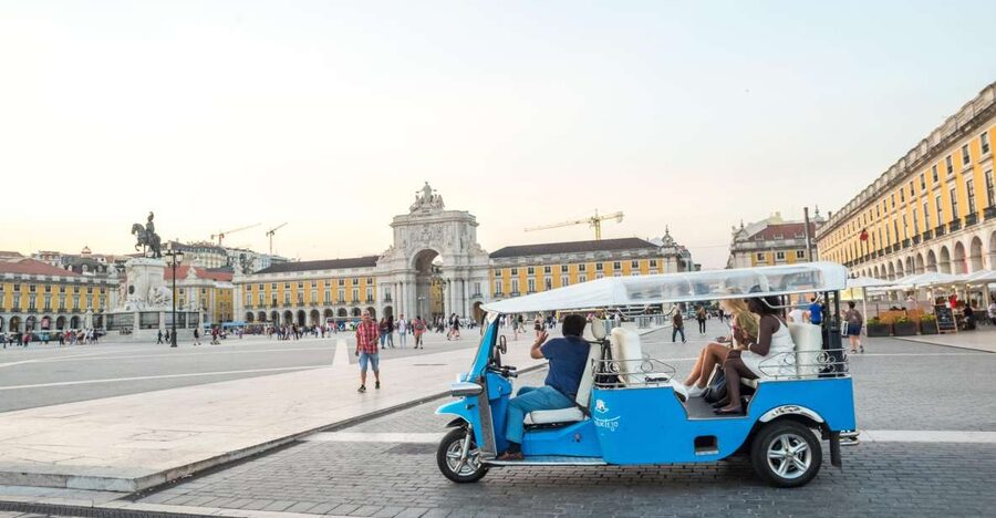 Lisbon by Tuk Tuk Guided Tour: City of Neighborhoods - Why a tuk tuk fits Lisbon so well