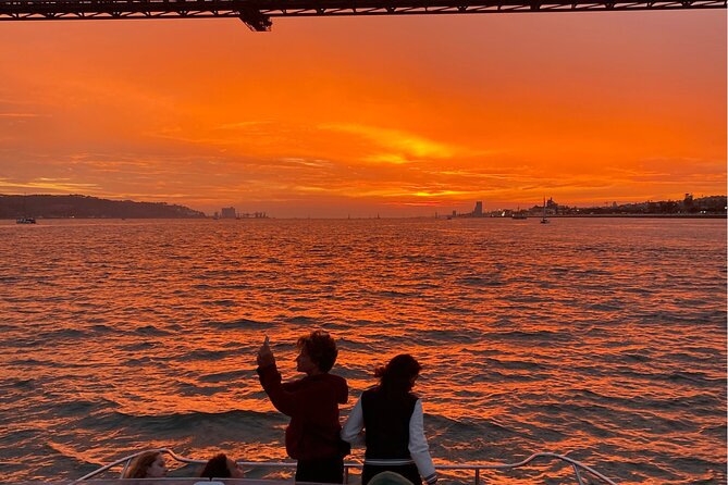 Lisbon: Catamaran Luxury Sunset and Wine Tour - MAAT and the modern side of Lisbon