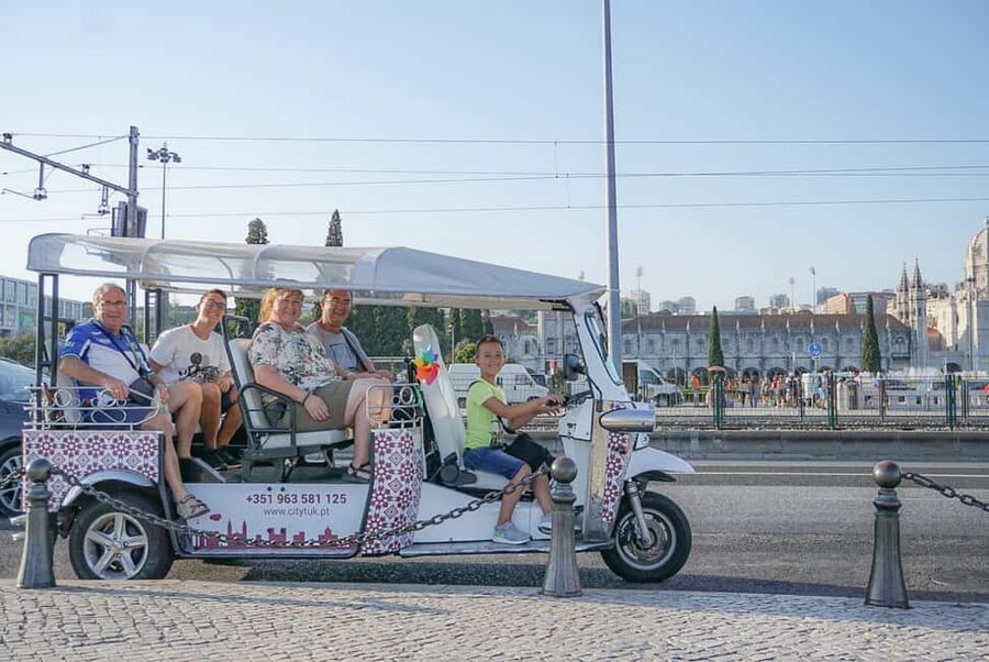 Lisbon: City Highlights Tour by Tuk Tuk - Key points to know before booking