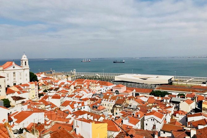 Lisbon: City Tour by Tuk Tuk - Estrela Basilica and Baroque detail