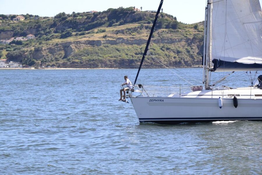 Lisbon: Day and Sunset Tour on the Tagus River - Starting at Alcântara dock