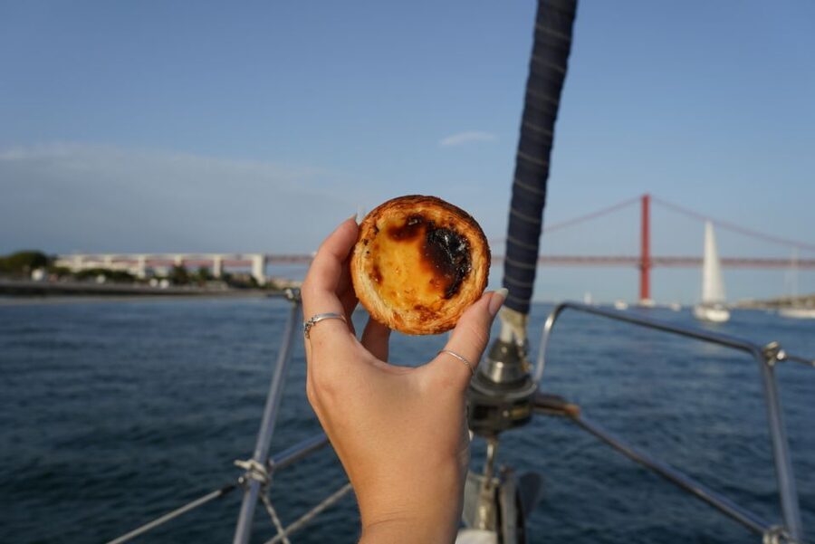 Lisbon: Daytime or Sunset Boat Cruise with History and Wine - What the $45 price buys you