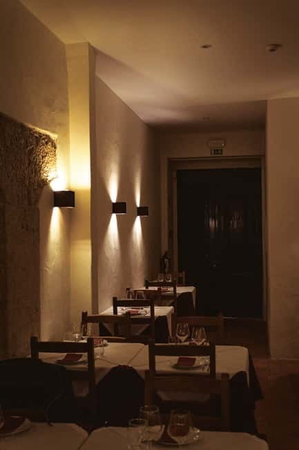 Lisbon: Dinner with Fado Show with the Rising Stars of Fado - What the three-hour evening is like