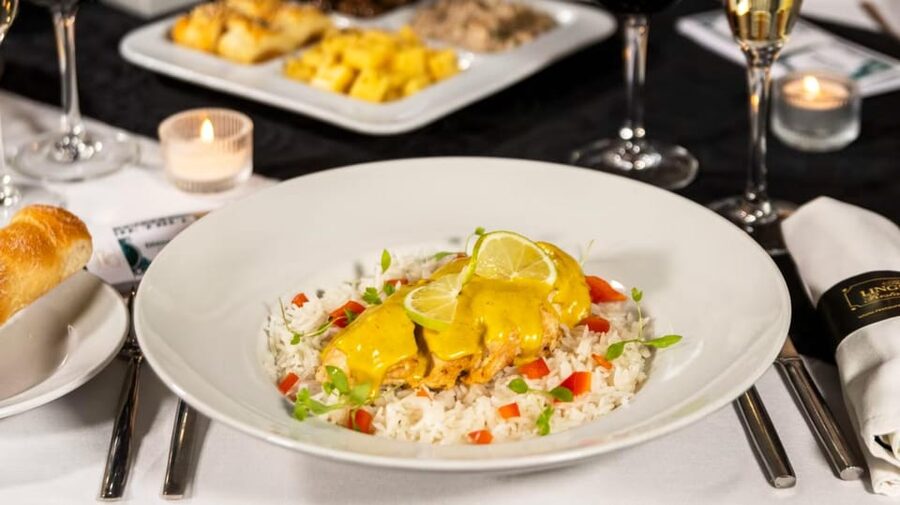 Lisbon: Erotic Cabaret Show and Dinner - A fair look at the drawbacks