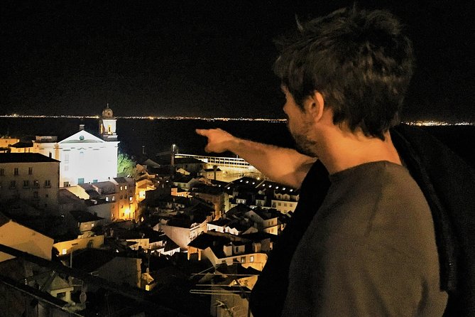 Lisbon Fado Experience: Walking Tour, Dinner and Live Music Show - Timing, transport, and practical planning