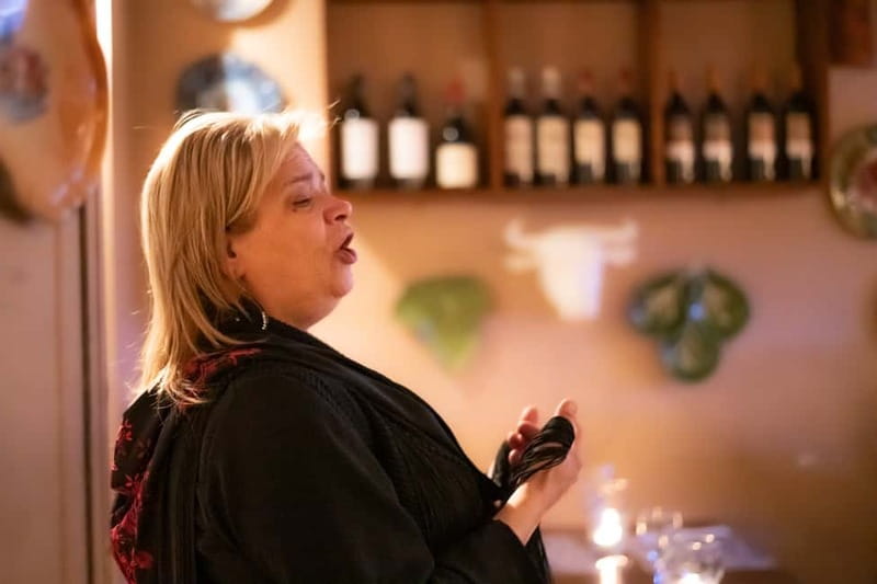 Lisbon: Fado Musical Experience with Portuguese Appetizers - The music, singers, and Portuguese guitar