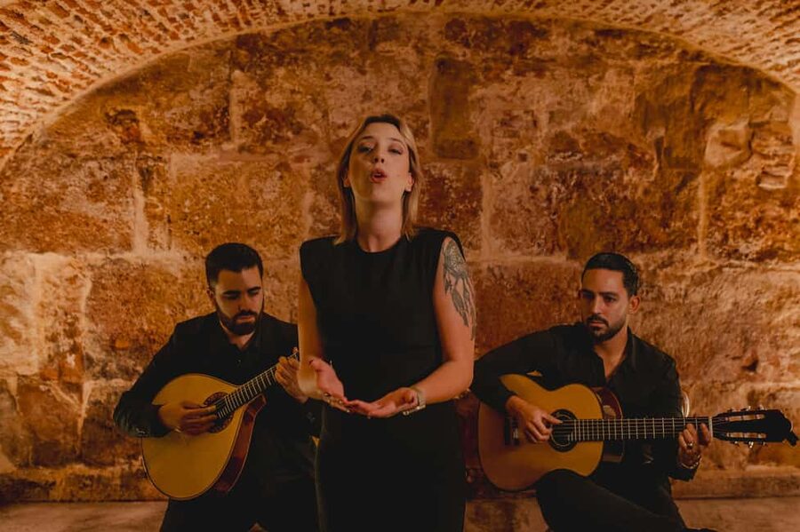 Lisbon: Fado Show with Wine in a Historic Venue - Key points to know before you book
