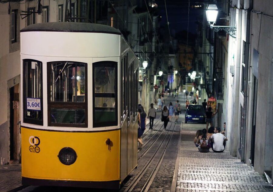 Lisbon: Fado Vadio Tour with Portuguese Tapas - Entering a traditional Fado house