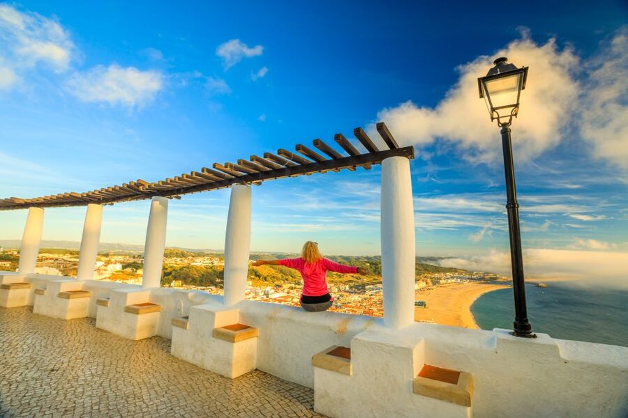 Lisbon: Fatima, Batalha, Nazare and Obidos Tour Hotel Pickup - Why the small van matters