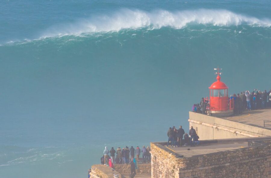 Lisbon: Fátima, Nazaré, Óbidos & São Martinho do Porto Tour - Nazaré: Big Waves and a Beach Lunch