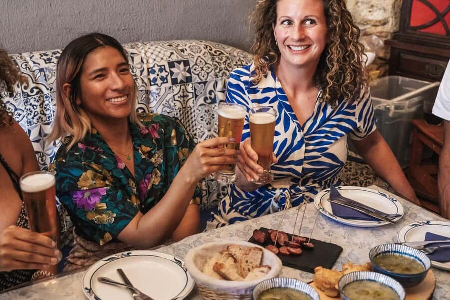 Lisbon: Food Crawl Walking Tour with Local Tastings - Key points to know before booking
