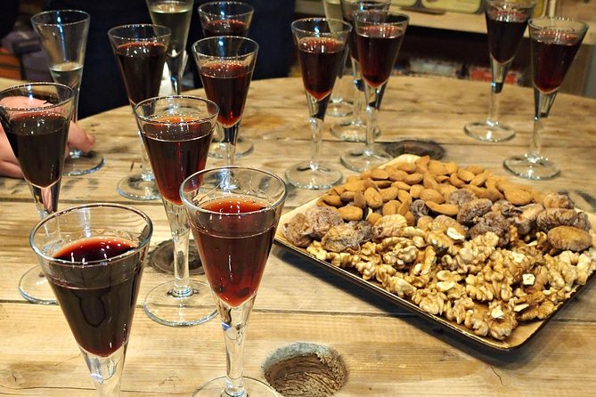 Lisbon Food & Local Drinks Evening Tour by Food Lover Tour - How good is the food value at $89.49?