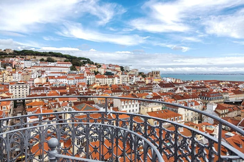 Lisbon: From East to West Private Tour in a Tuk Tuk - Baixa: the lower center of Lisbon