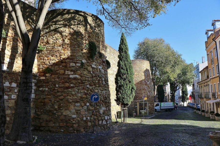 Lisbon: Full-Day Private Walking Sightseeing Tour - Guides who shape the experience