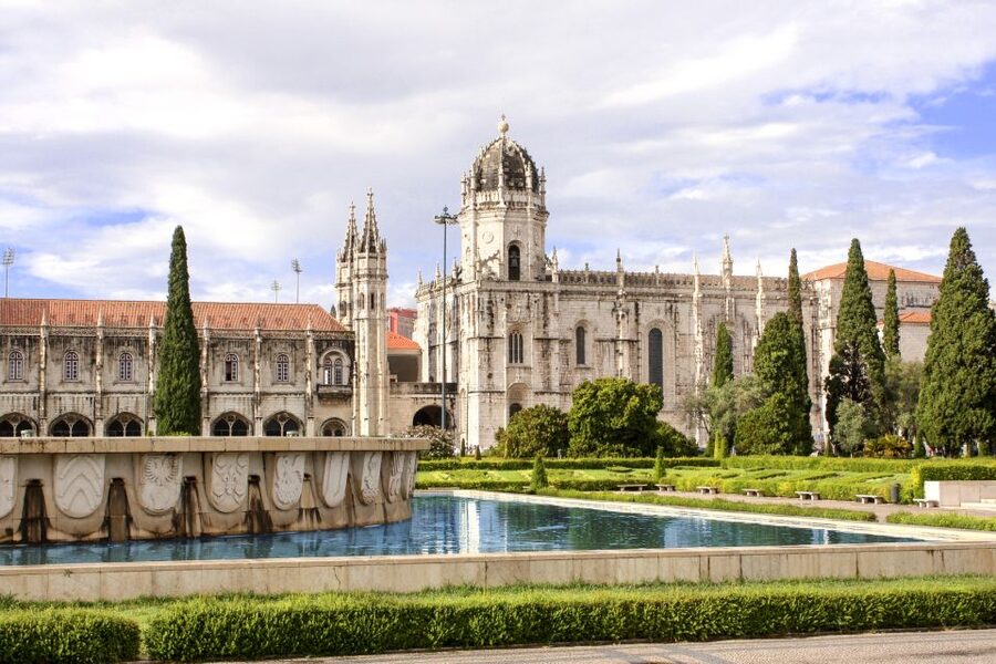 Lisbon: Guided Tour of Historic Belém by Electric Bike - Belém Tower and the edge of the Tagus
