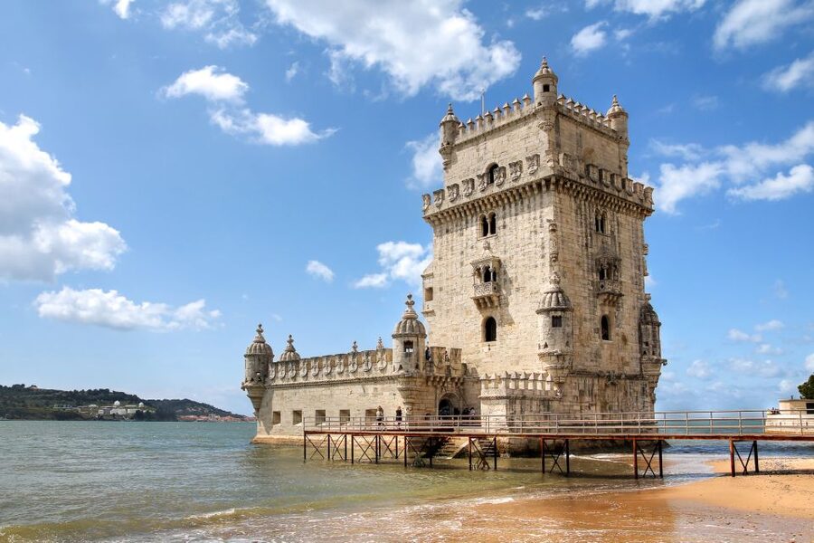 Lisbon: Guided Tour of Historic Belém by Electric Bike - Coffee, gardens, and a Belém custard tart