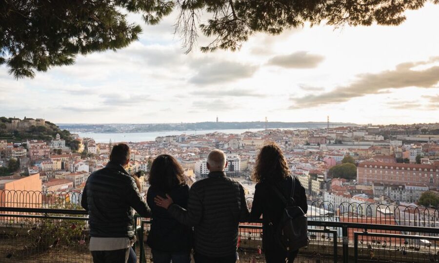 Lisbon: Half-Day Private Guided Tuk-Tuk Tour - What $99 per person buys you
