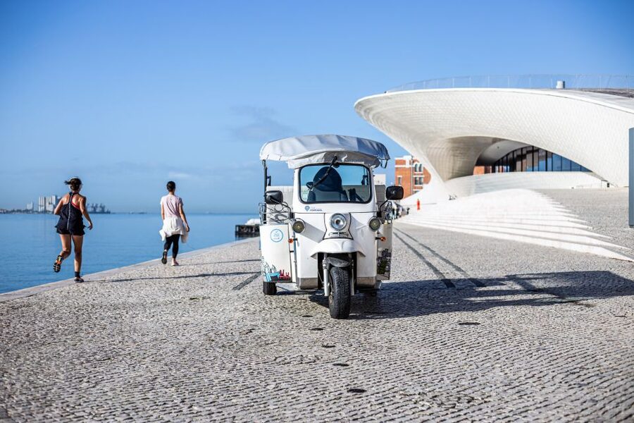 Lisbon: Half-Day Private Guided Tuk-Tuk Tour - Graça, Mouraria, and the city’s highest viewpoints