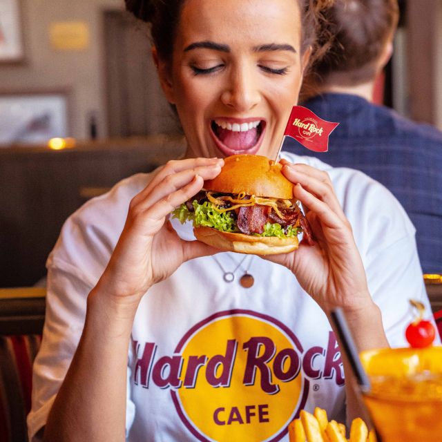 Lisbon: Hard Rock Cafe Experience - The food is familiar, generous, and not Portuguese