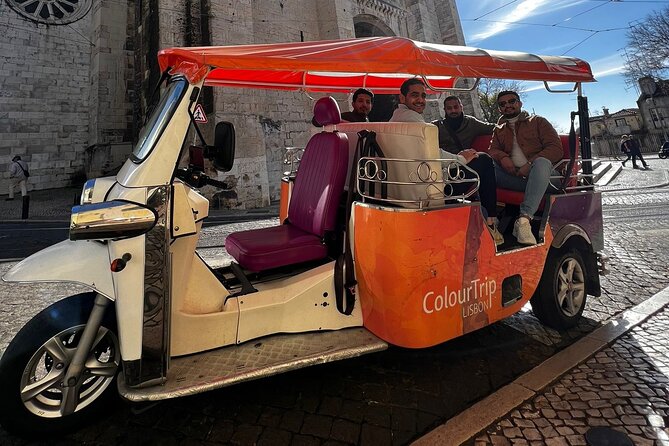 Lisbon Highlights: Private Tuk Tuk Tour Adventure Sightseeing - Baixa and Praça do Comércio