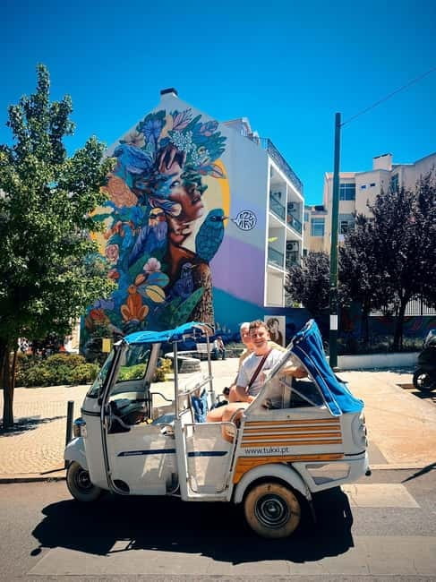 Lisbon: Historical Tour on a Tukxi - Mouraria and the city’s mixed cultural life