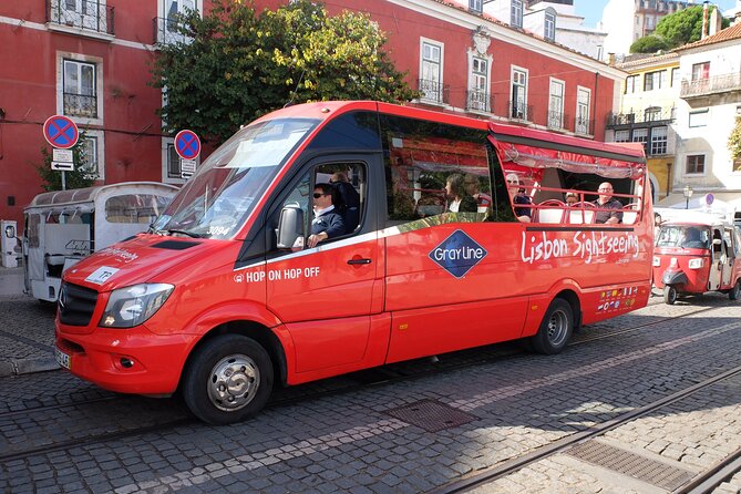 Lisbon Hop On Hop Off Bus and Boat Tour - Ticket redemption can affect your first hour