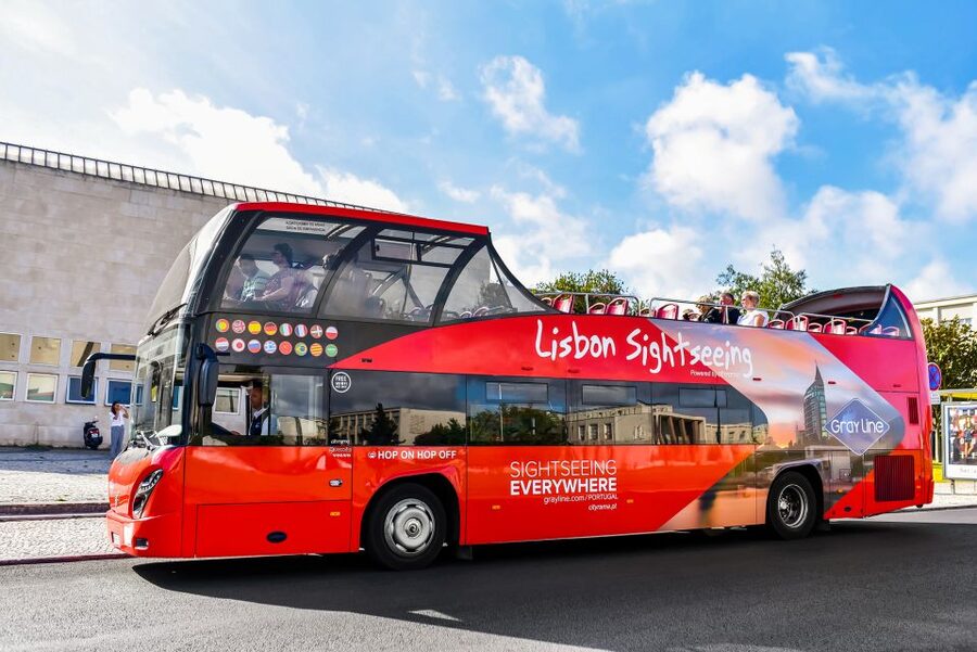 Lisbon: Hop-On Hop-Off Bus Tour - Cascais Line: a coastal day beyond central Lisbon