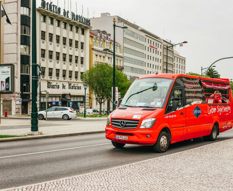 Lisbon: Hop-On Hop-Off Bus Tour - What the $33 price really buys you
