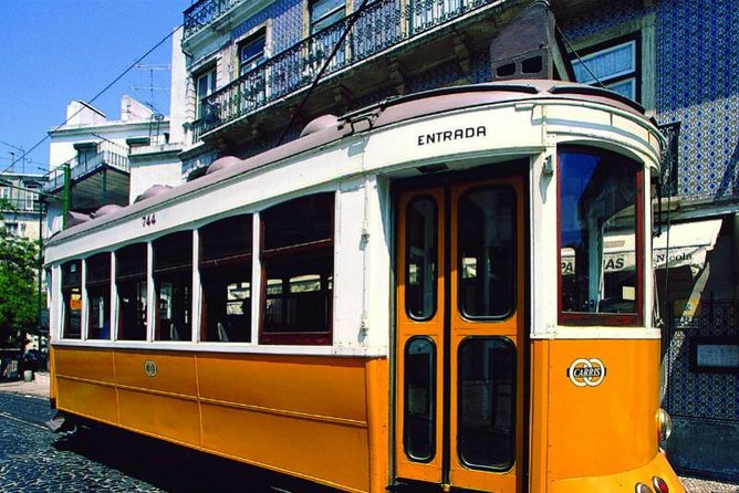 Lisbon in One Day Historic Small-Group Tour - The van ride: a smart solution with one real concern