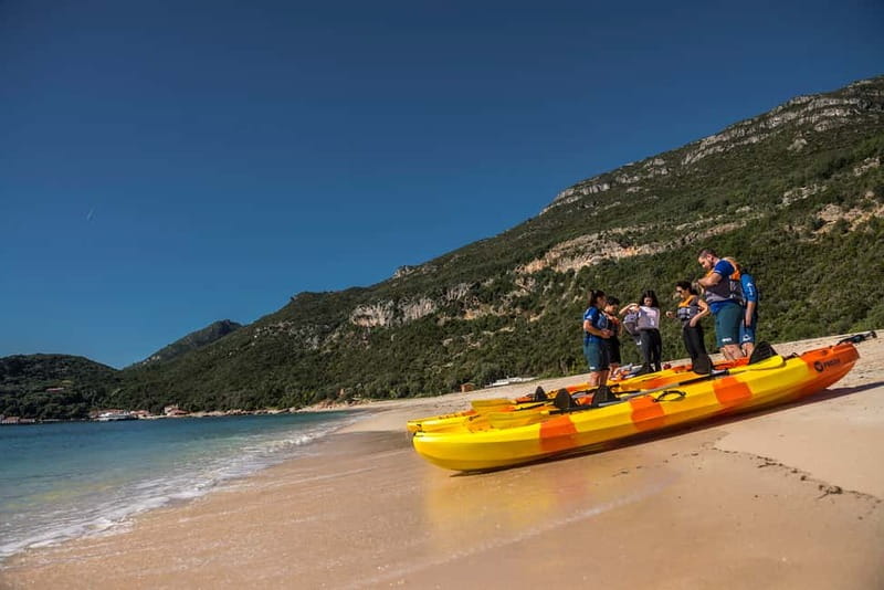 Lisbon: Kayak Tour Arrábida Natural Park, Setubal, Sesimbra - Paddling along the Arrábida coast