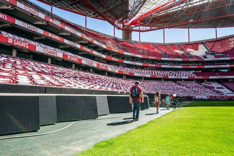 Lisbon: Luz Stadium Tour & SL Benfica Museum Ticket w/Scarf - Getting oriented at Estádio da Luz